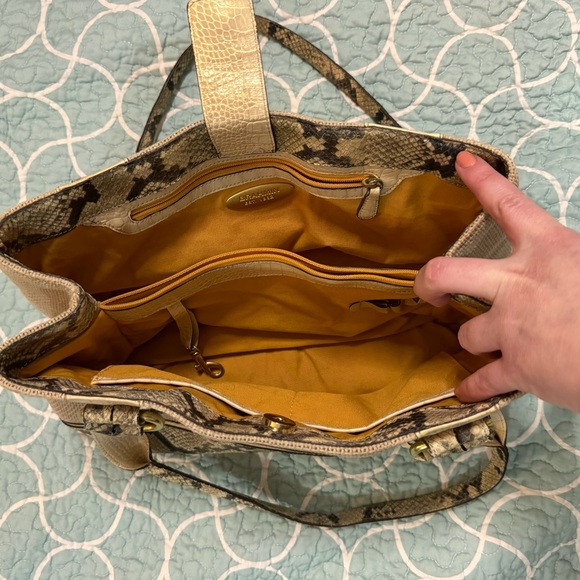 Brahmin snake print leather neutral taupe medium shoulder bag purse - Picture 8 of 15